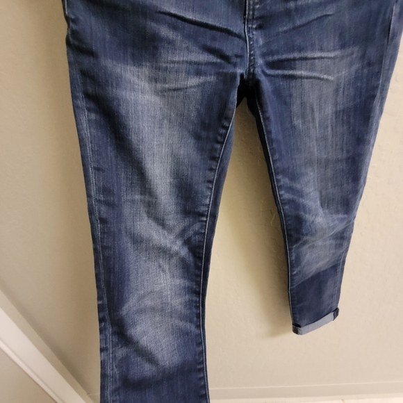 Gap Authentic 1969 Girlfriend jeans - Picture 4 of 15